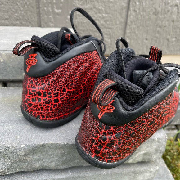 Kids nike foamposite lava (size 1) - Picture 3 of 4